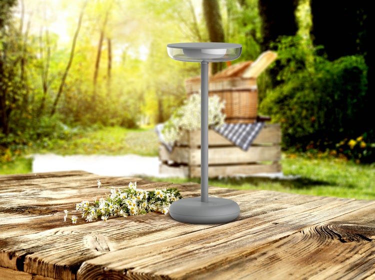 Akku-Tischleuchte PASI für Außen und Innen, aus Metall und Kunststoff in Grau, dimmbar, mit Touch- und Memory-Funktion, ca. 26 cm hoch
