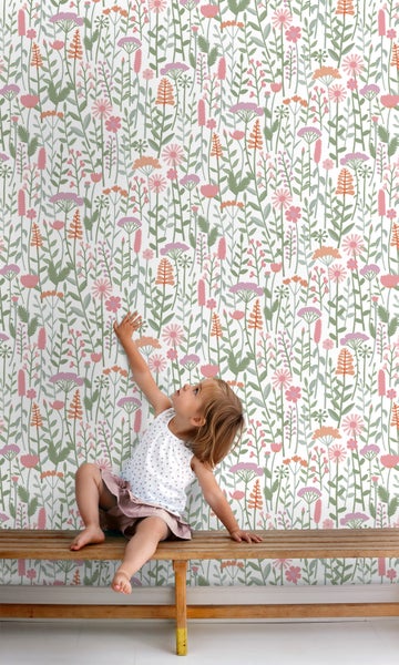 ESTAhome Tapete Feldblumen Grün, Weiß und Rosa - 50 x 900 cm - 131550