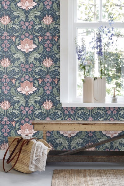 ESTAhome Tapete Blumenmuster im Jugendstil Blau, Grün und Terrakottarosa - 50 x 900 cm - 131083