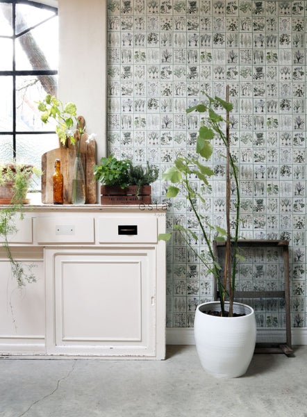 ESTAhome XXL-Vliestapete Seiten aus botanischen Büchern Grün - 50 x 900 cm - 159229