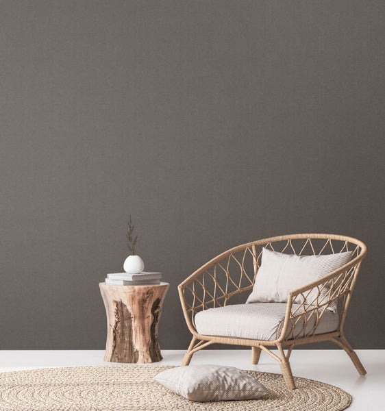 Zwei Holzliegen mit Blätter Muster