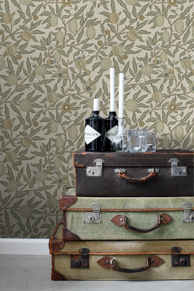 Tapetenrolle mit Früchten und Blättern