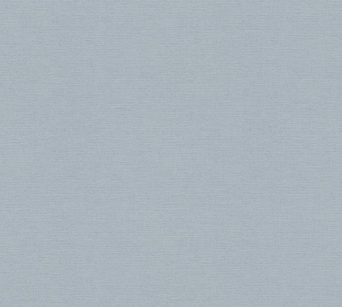 Küchenszene mit Kochinsel, Dekoration und Tafel mit Essensplan