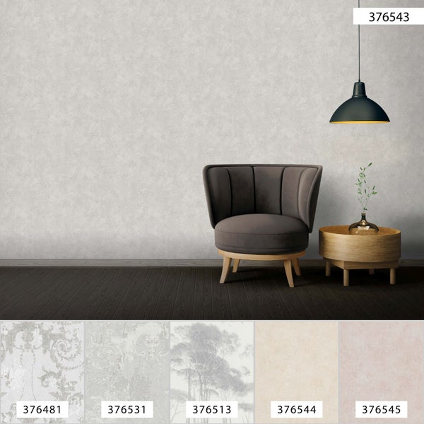 Sandstrahlkabine mit gelbem Sichtfenster und geöffneter Tür