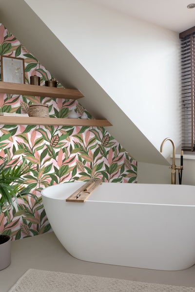 ESTAhome Tapete tropische Blätter Grün und Rosa - 50 x 900 cm - 131041