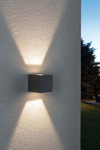 LED Wandleuchte Cybo IP65 eckig 80x80mm 2700K 2x3,5W 355lm / 355lm 230V 40-120° Grau Aluminium