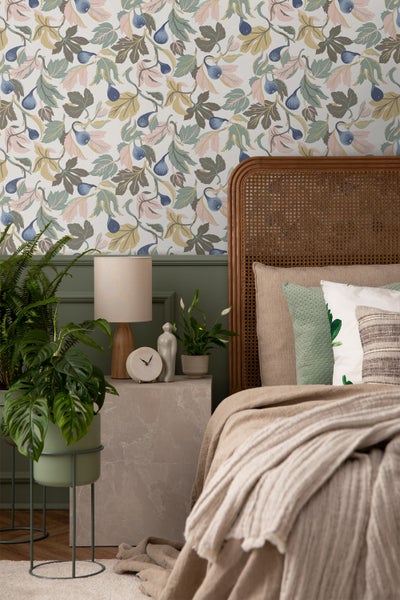 Blaue Tauchpumpe mit Kabel und Stecker