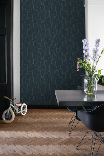 ESTAhome Tapete Art Decó Muster Dunkelblau und Gold - 50 x 900 cm - 139657