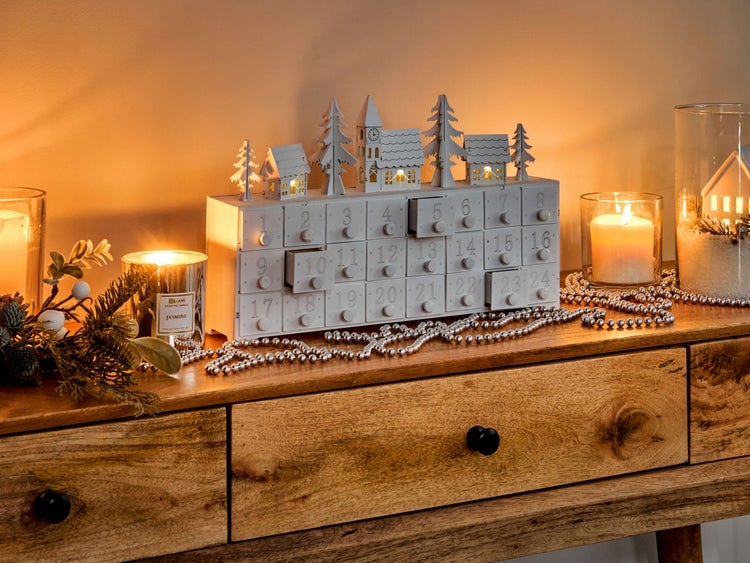 Adventskalender LED weiß Weihnachtsdorf MUONIO