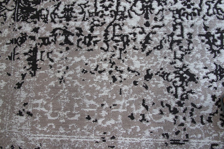 Kinderschaukel mit Rutsche aus hellem Holz und grünem Kunststoff, inklusive Babysitz und Podest für den Garten.