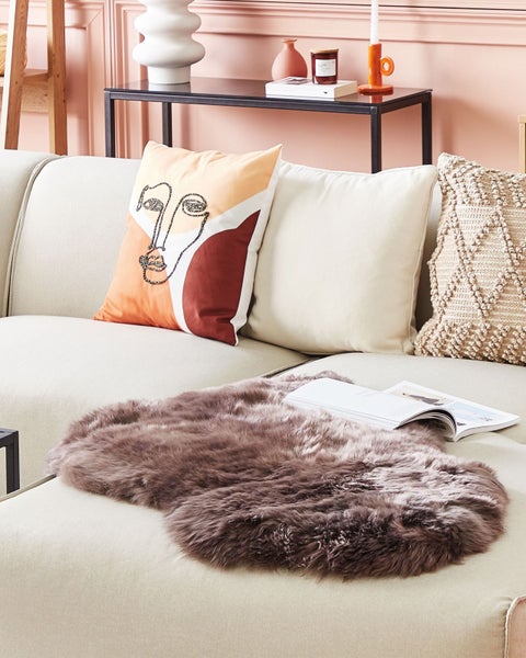 Dekofell aus Kunstfell