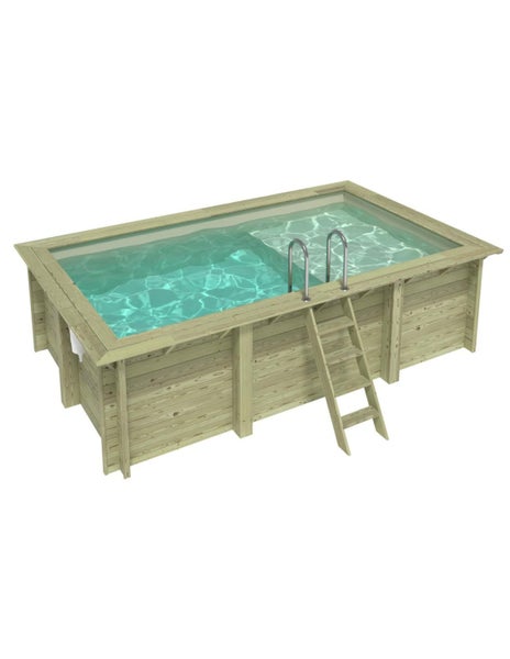 Rechteckiger Holzpool mit Leiter und Wasser