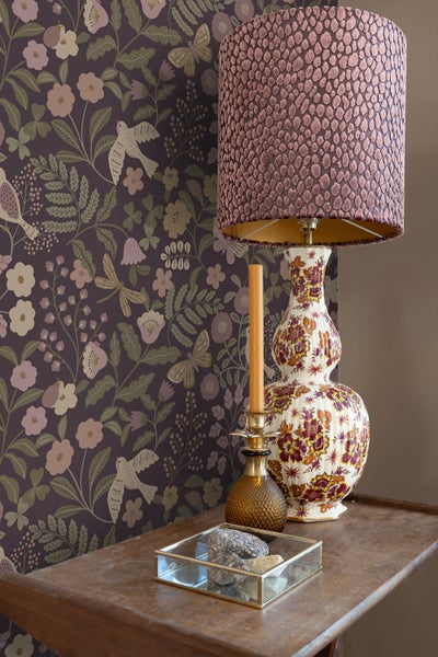 ESTAhome Tapete Blumen und Vögel Aubergineviolett, Olivgrün und Violett - 53 cm x 10.05 m - 139871