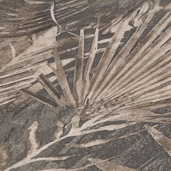 Spüle mit Abtropffläche, Armatur und Schneidebrett