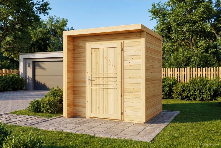 Modernes Holzgartenhaus mit Flachdach und Einzeltür, aufgestellt auf einer gepflasterten Fläche in einem gepflegten Garten.