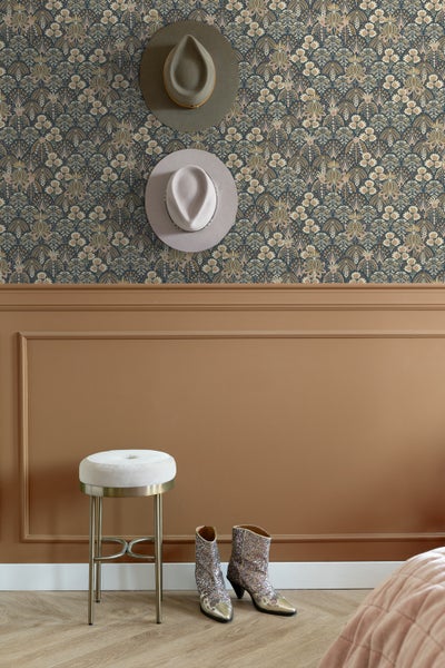 ESTAhome Tapete Blumenmuster im Jugendstil Dunkelblau - 50 x 900 cm - 130975