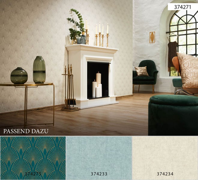 Dekorative Szene mit Tapete, Tisch und Glasvasen