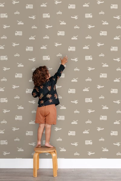 Künstlicher Tannenbaum im Jutesack