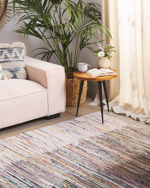 Explosionszeichnung einer Pumpe mit nummerierten Einzelkomponenten und Ersatzteilen für die Montage.