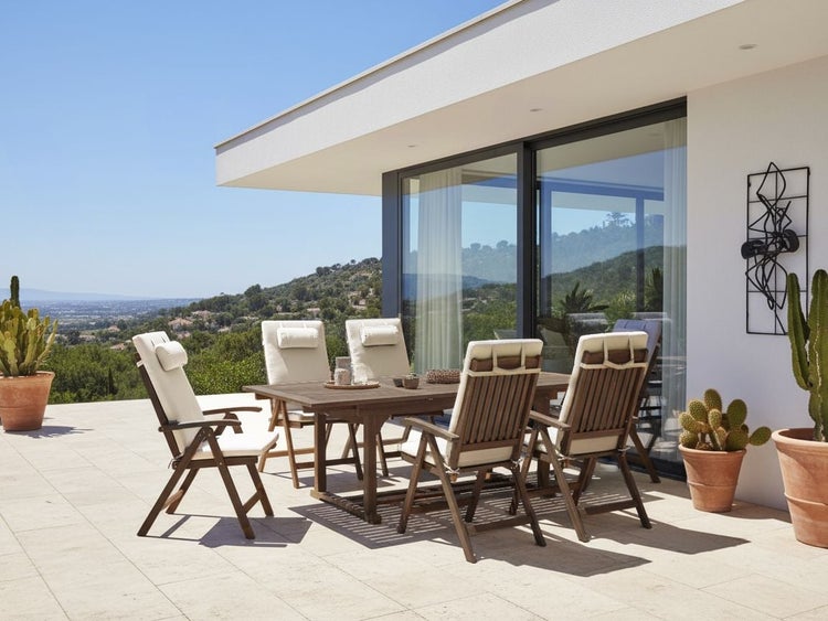 Teppich aus Lederstücken mit geometrischem Muster