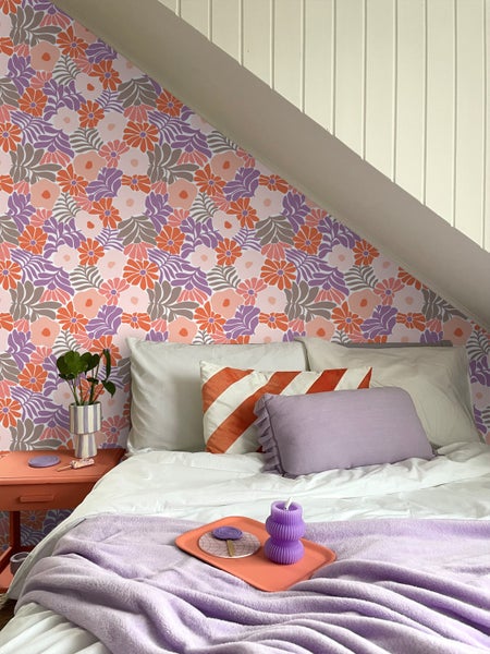 ESTAhome Tapete Blumen im Matisse-Stil Lila und Orange - 50 x 900 cm - 131007