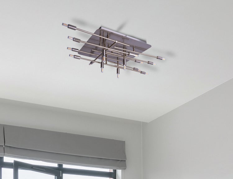 Technische Zeichnung einer Leuchte mit den Maßen 710 mm x 700 mm