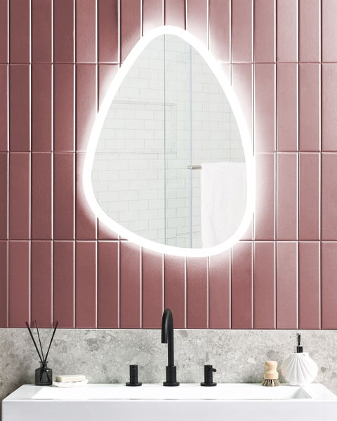 LED-Badezimmer-Spiegel BETHUNE 58 cm 78 cm Silber