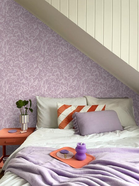 ESTAhome Tapete Blätter und Blumen Violett - 50 x 900 cm - 131374