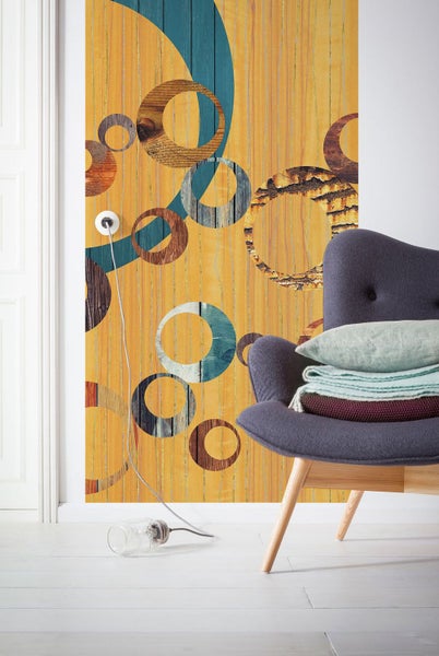 Fototapete mit Holzmuster und Kreisen im Wohnzimmer