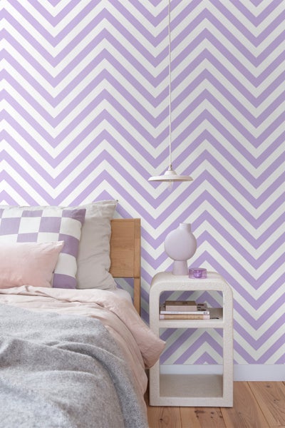ESTAhome Tapete Zickzackmuster Violett und Weiß - 50 x 900 cm - 131407