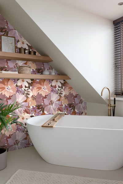 ESTAhome Tapete Blumen mauve-violett und Terrakotta - 50 x 900 cm - 131266