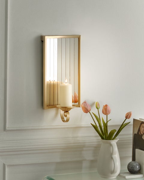 Wandkerzenhalter mit Spiegel und Kerze