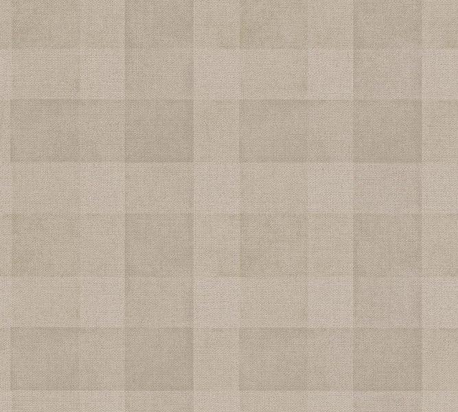 Doppeltor aus Metallgitter mit Schloss