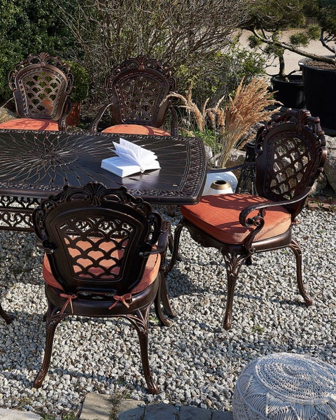 Set mit 2 Stühlen und Sitzkissen LIZZANO Metall Dunkelbraun