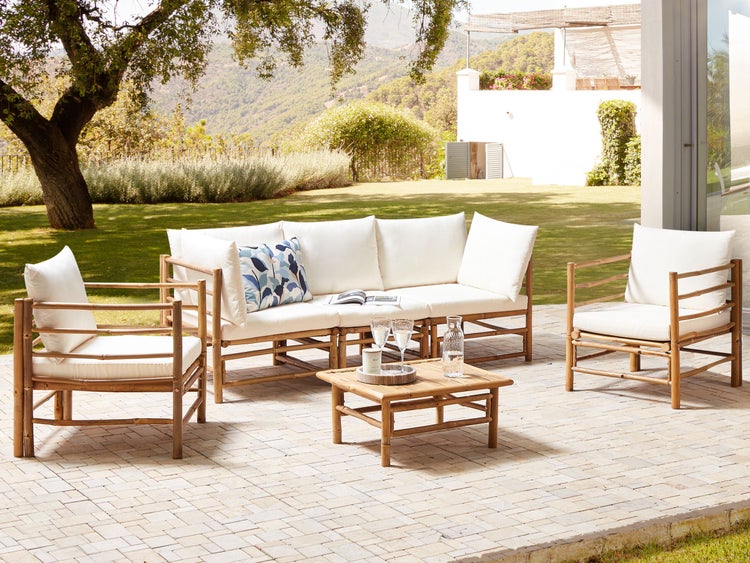 Lounge Set mit Tisch 5-Sitzer CERRETO Bambusholz Cremeweiß