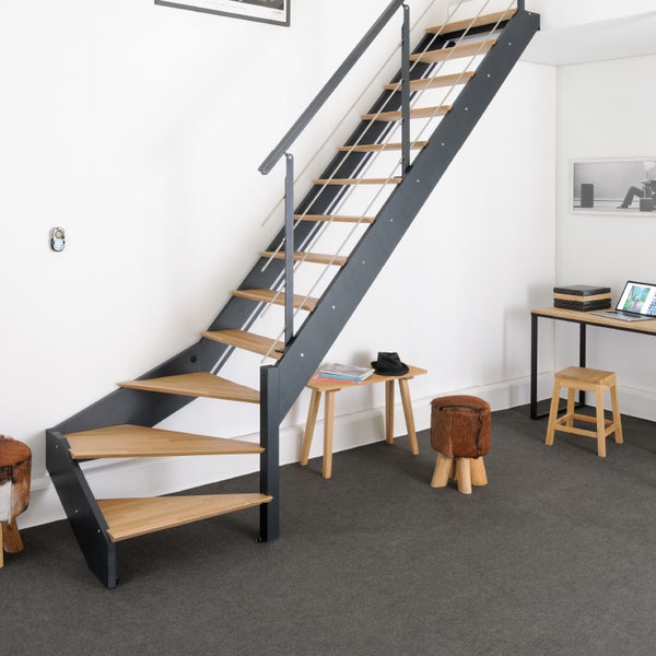 Spark - Treppe 1/4 gewendelt rechts Anthrazit