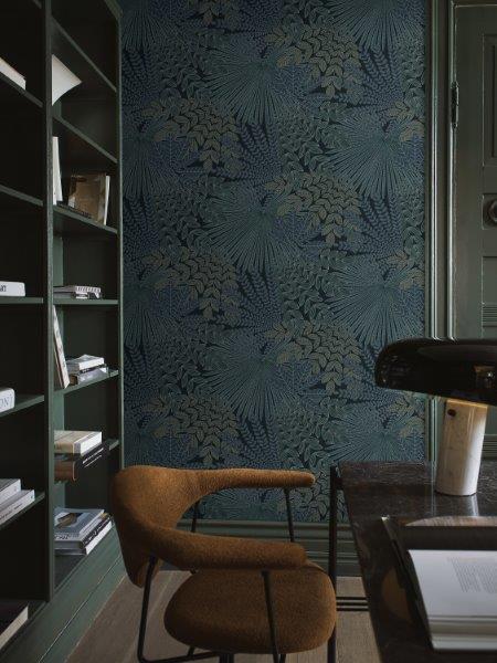 Detailansicht eines Kissens mit Reißverschluss und Blattmuster