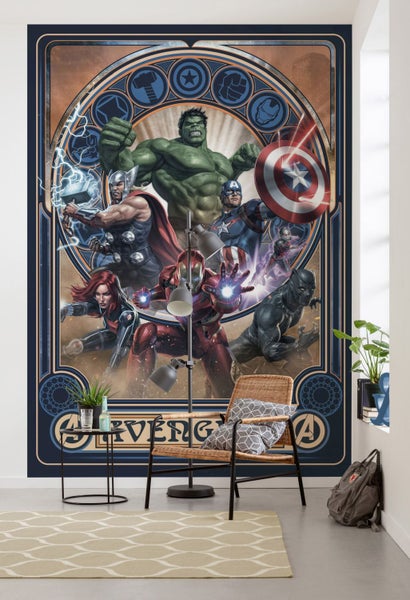 Wandbild mit Avengers-Motiv im eingerichteten Raum