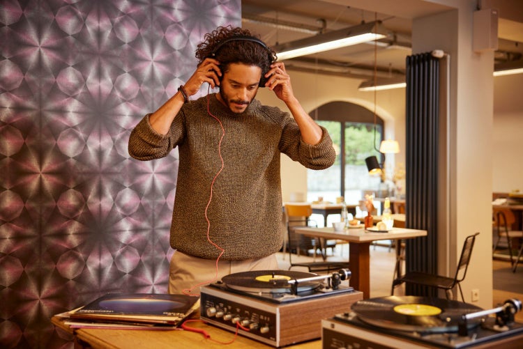 Lampenschirm mit Blätterdesign