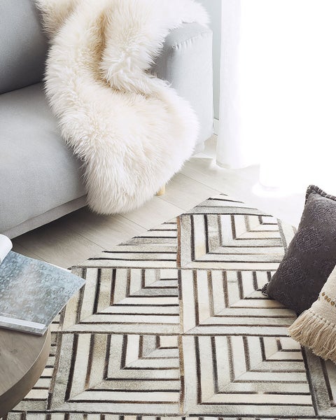Teppich TEKIR Beige 140 x 200 cm Echtleder