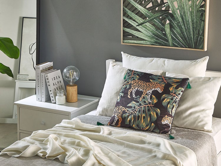 Gartentisch mit sechs Stühlen aus Metall und Textil