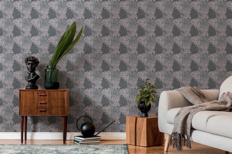 Tapetenrolle mit floralem Muster