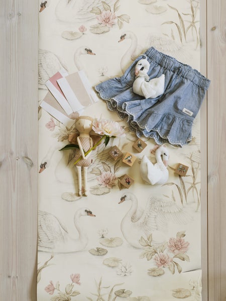 Pulverbeschichteter Geräteschrank mit abschließbarer Tür