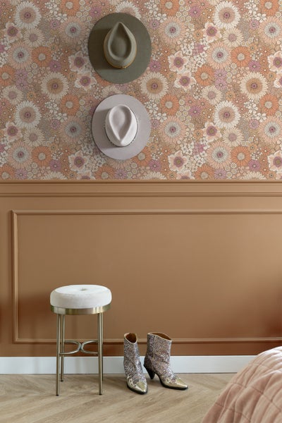 ESTAhome Tapete Retro Blumen Terrakotta, Lila und Weiß - 50 x 900 cm - 131314