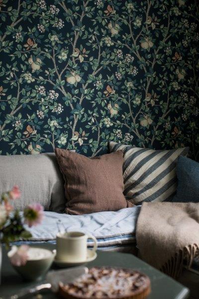 Informationen zur Qualität, UV-Beständigkeit, nummerierten Bahnen und einfachen Montage von Fototapeten