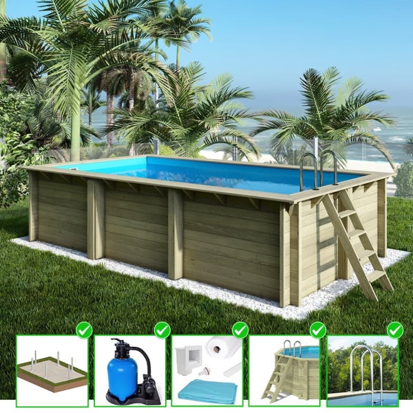 Holzpool mit Leiter und Poolzubehör im Garten