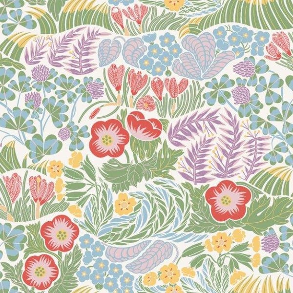 Bild zeigt einen Kabelkanal in starrer Form und in flexibler Form, wobei die starre Form mit einem grünen Häkchen und die flexible Form mit einem roten Kreuz markiert ist.