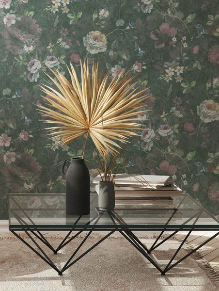 Vliestapete mit Blumenmuster, 0,53 Meter x 10,05 Meter, waschbeständig, gut lichtbeständig, restlos trocken abziehbar, Struktur Präge, Rapport 64/32 Zentimeter versetzter Ansatz, einfache Verarbeitung durch Wandklebetechnik, Water-based colours Logo, FSC Logo, Wohn gesund und ökologisch, PVC-frei Siegel