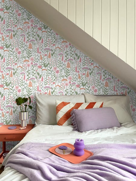 ESTAhome Tapete Feldblumen Grün, Weiß und Rosa - 50 x 900 cm - 131550