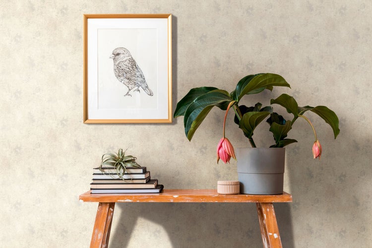 Detailansicht eines Heizkörpers mit Anschlüssen und Ventilen